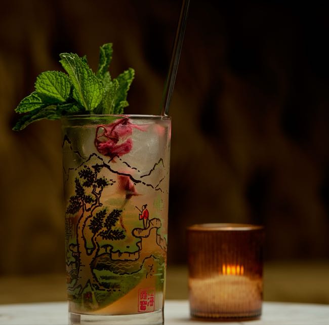 The Aladdin Sane opens beneath Book Tower with 32 seats and a bowie-coded cocktail menu