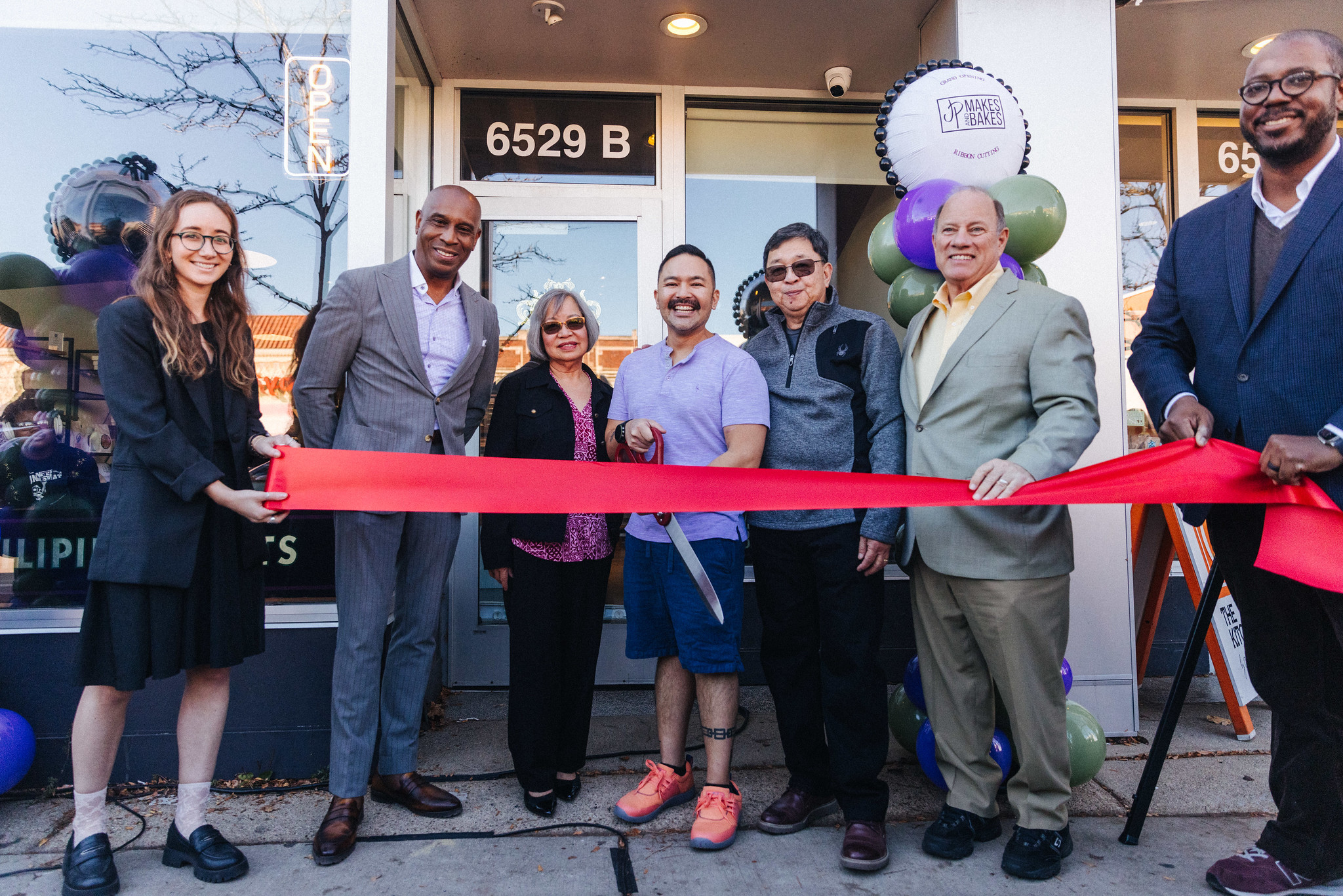 Detroit gets its first Filipino bakery in New Center