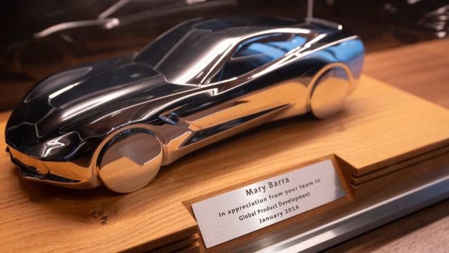 GM moves global HQ to hudson's Detroit